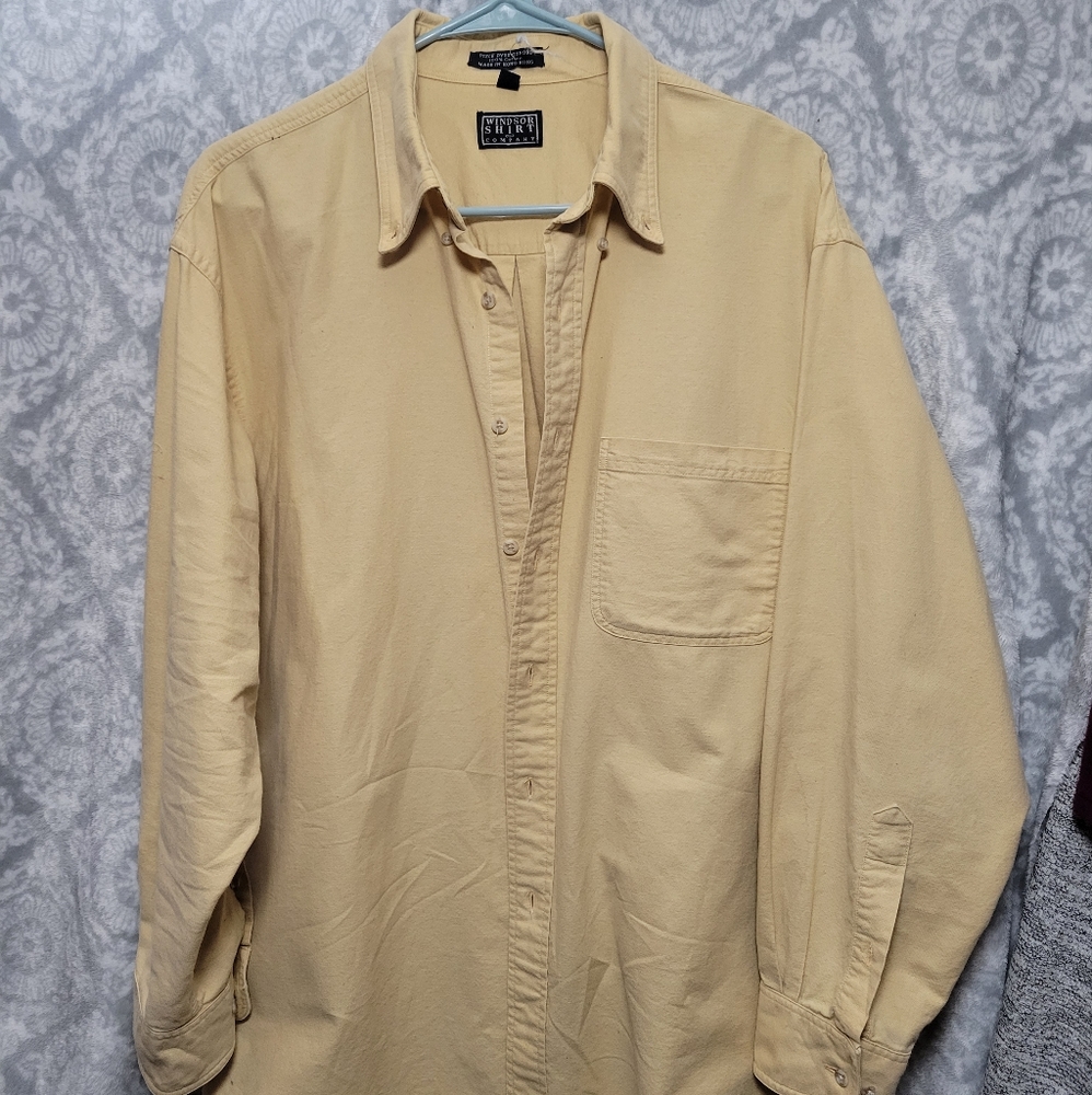 Free w/ purchase Windsor Shirt Company